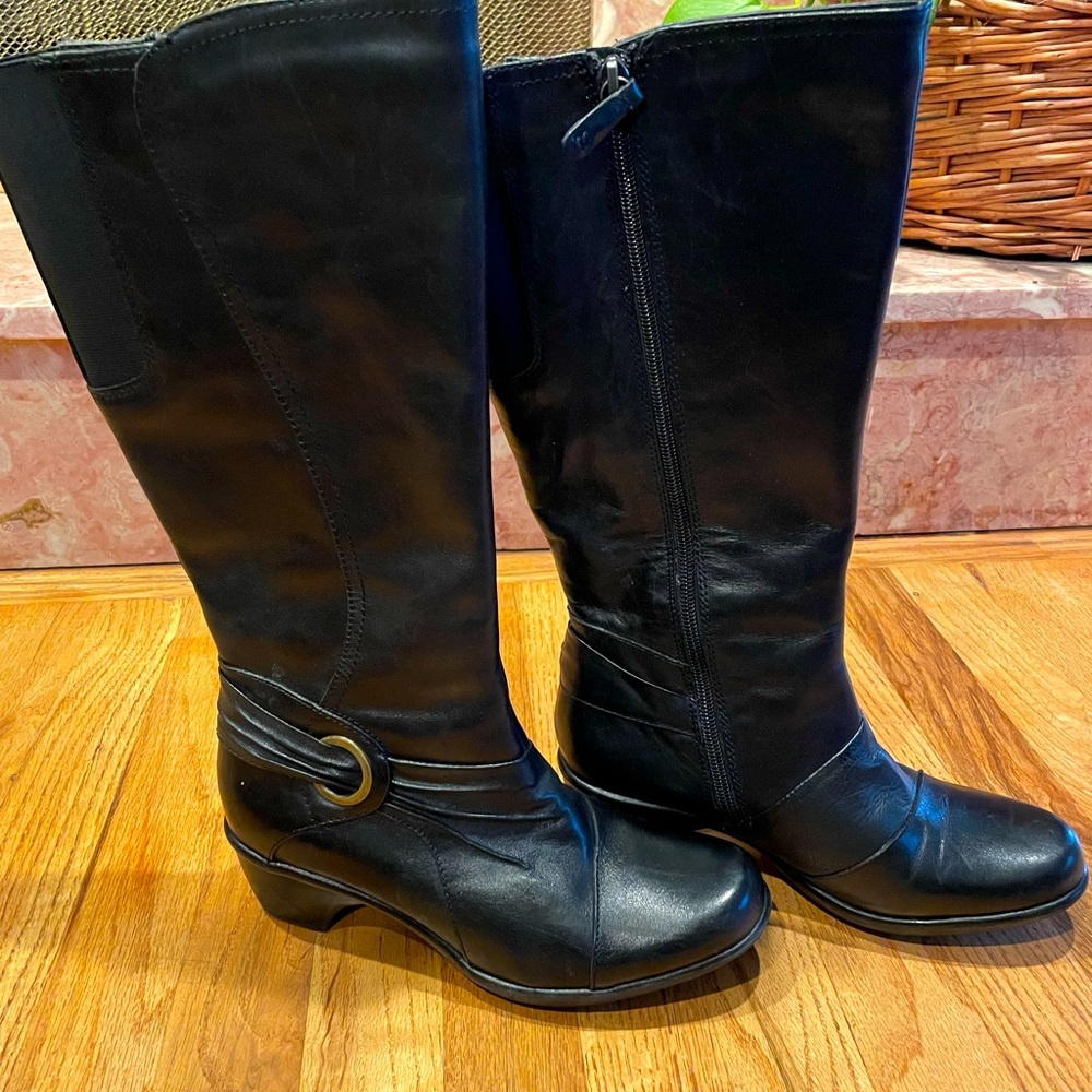 Clarks Black Leather Wish Excite Woman’s Boots.